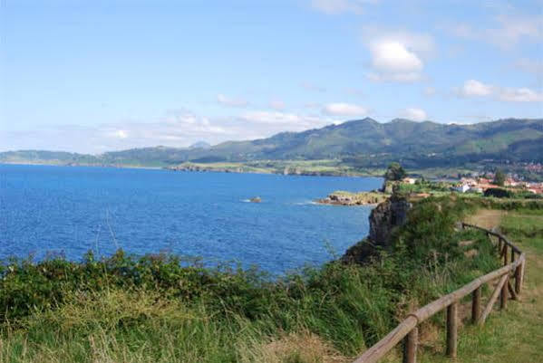Hotel Monte Y Mar Colunga Esterno foto